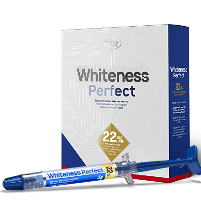 FGM Dental Whiteness Perfect 22% Teeth Whitening Kit - 4x 3g Syringes 22% Carbamide Peroxide + 4x applicator tips + 2x 1mm vinyl plates for tray preparation + 1x tray case