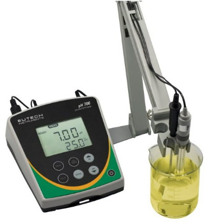 Thermo Fisher Eutech pH 700 Meter With pH Electrode (ECFC7252101B), ATC Probe (PH5TEMB01P)